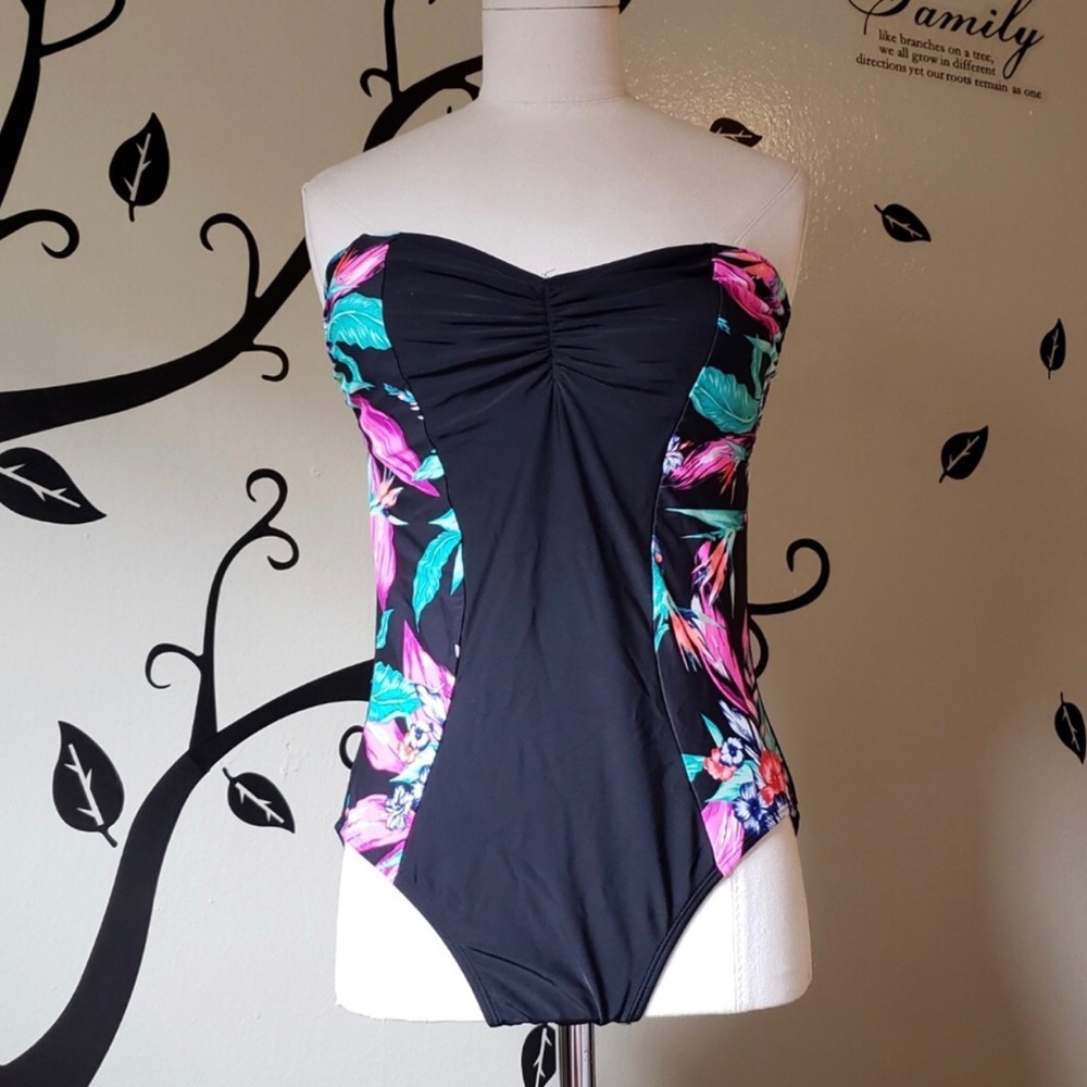 Old Navy vintage bathing suit